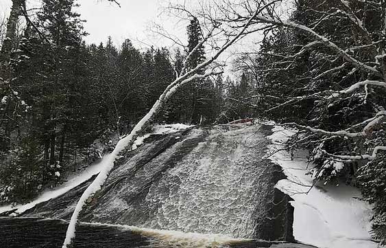 Activité Hivernale Motoneige et quad Ferme-Neuve