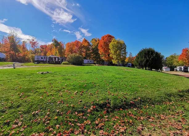 Terrain de camping 26 à louer Ferme-Neuve
